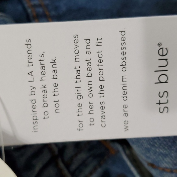 STS BLUE High Rise Raw Hem Elastic Waist Denim Emilia Shorts, Size 35/20,  NWT - Picture 13 of 13